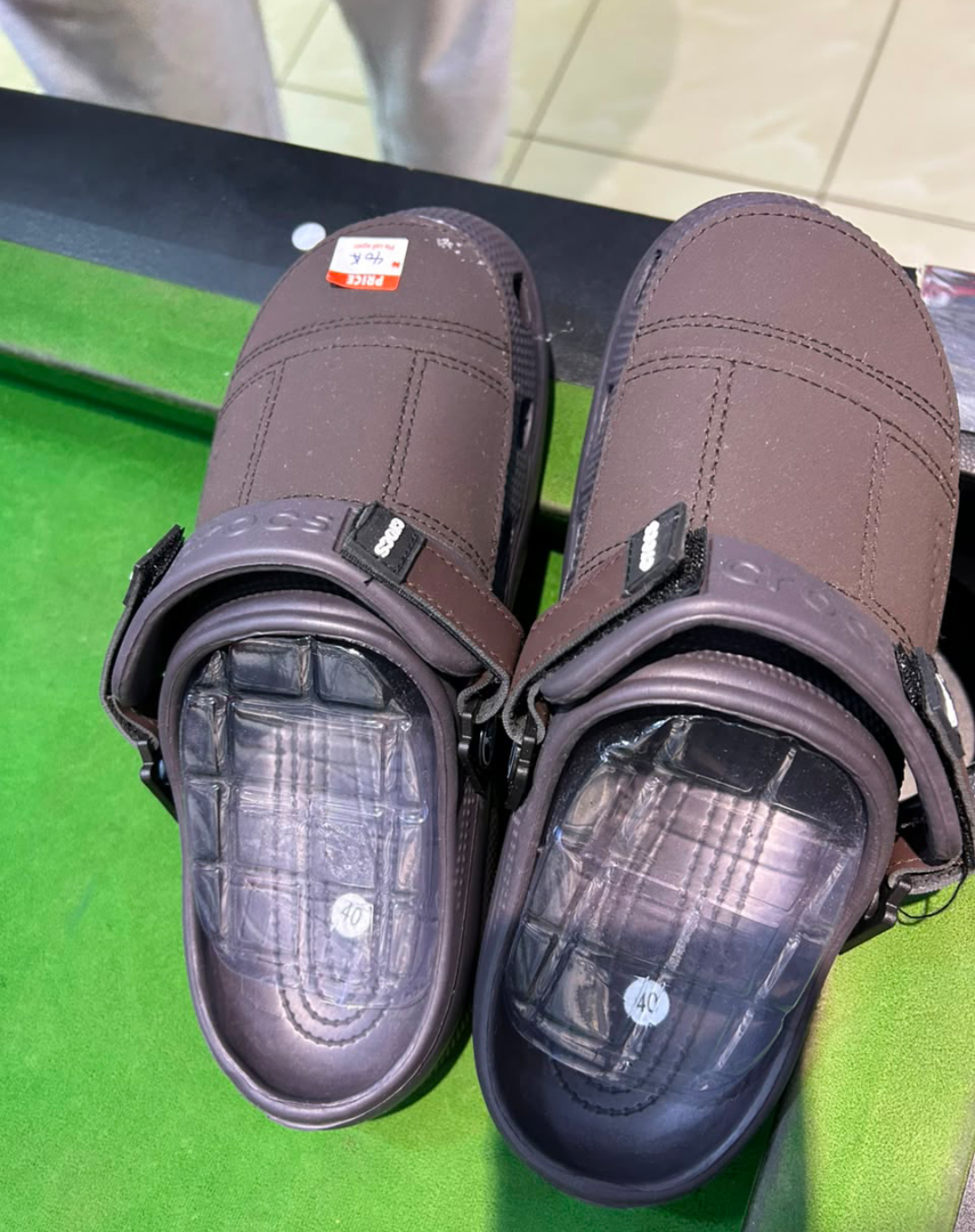 Crocs Stomp Clog — Espresso