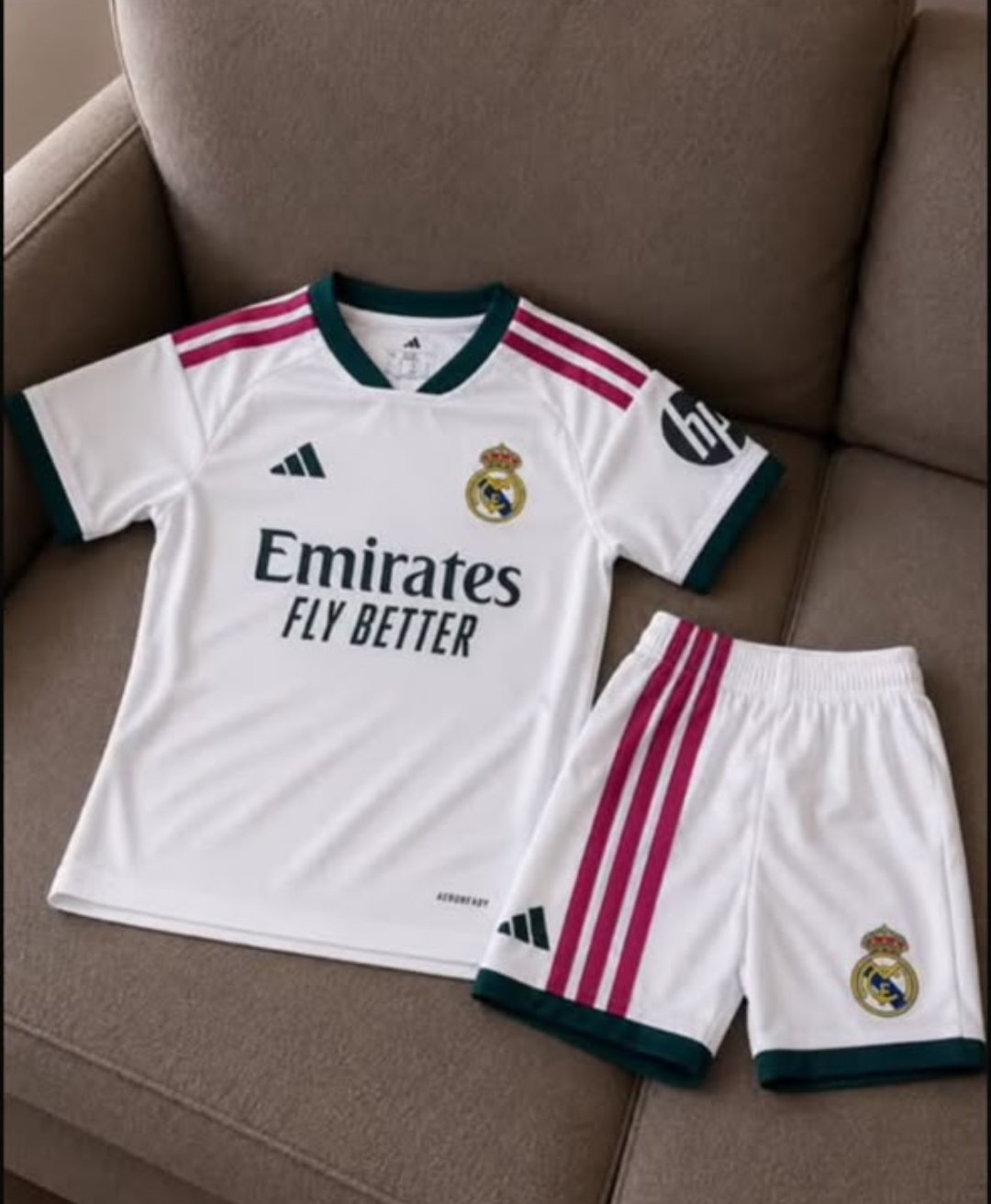 Kids Kit — Real Madrid Home