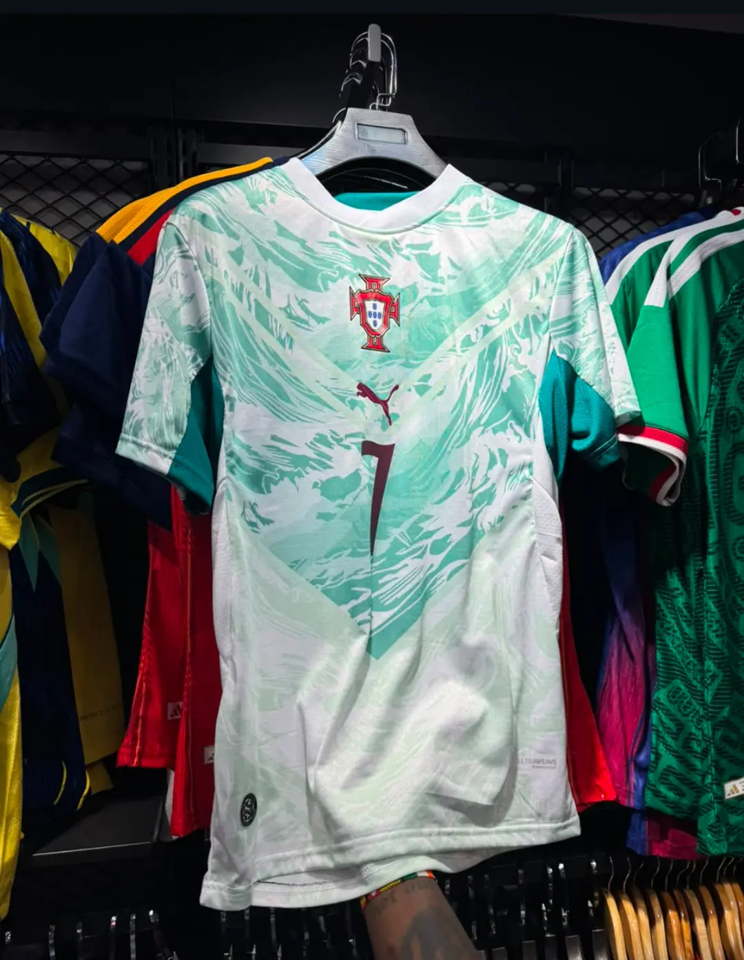 25/26 Portugal Away — Player Version
