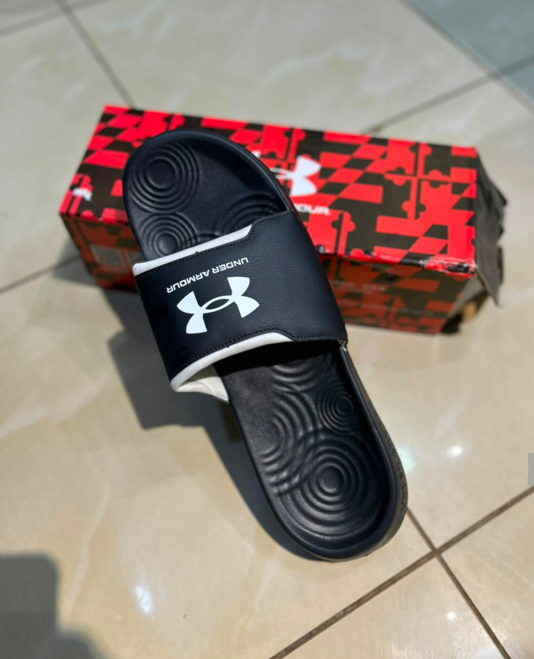 Under Armour Ignite Slide — Black